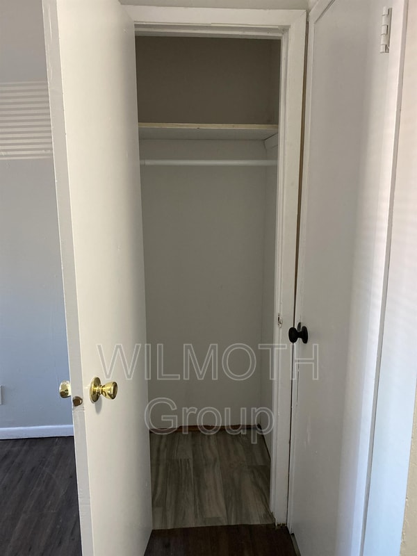 Building Photo - 8640 E Washington St