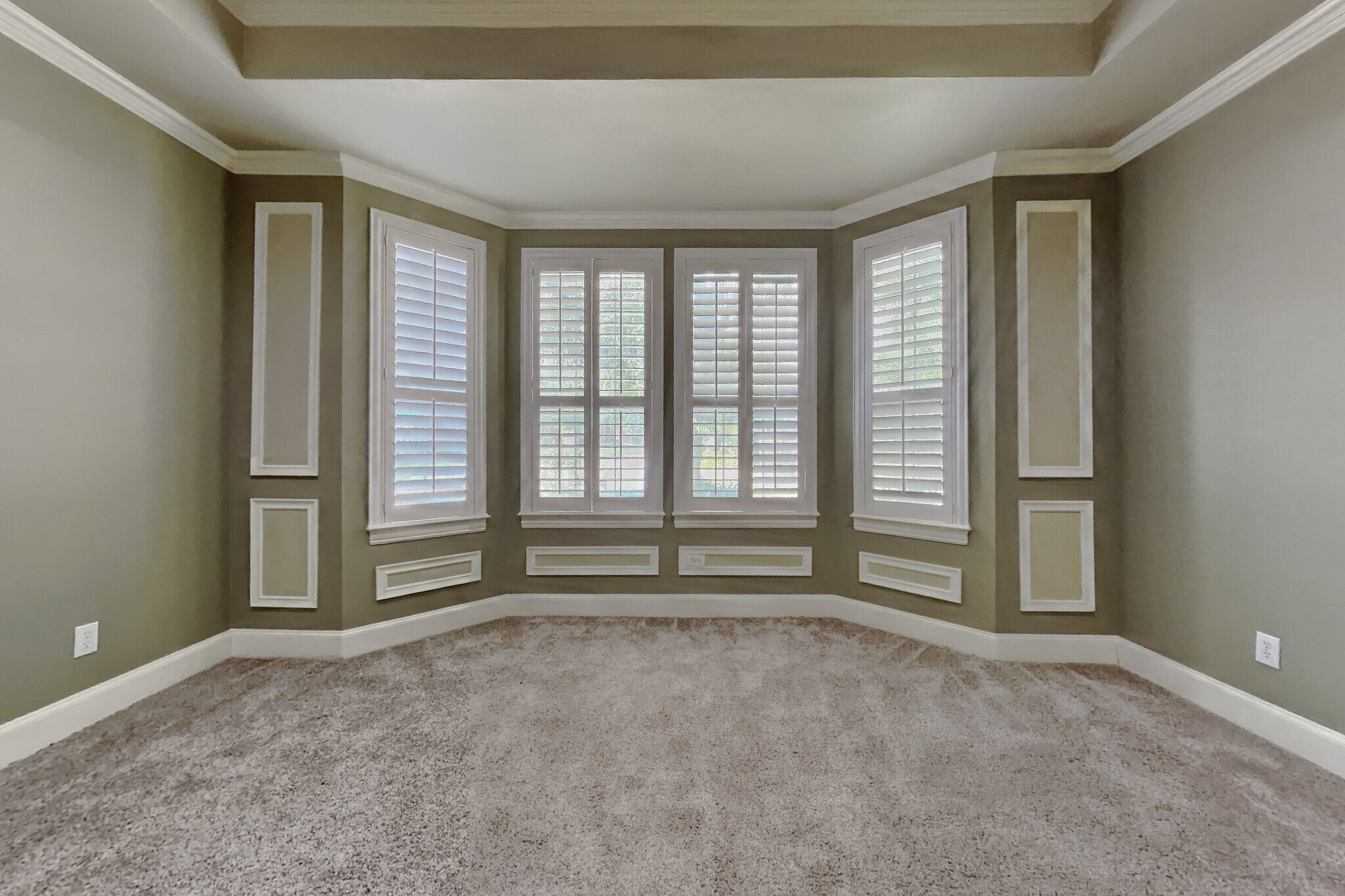 Building Photo - 4020 Oakmeadow Dr