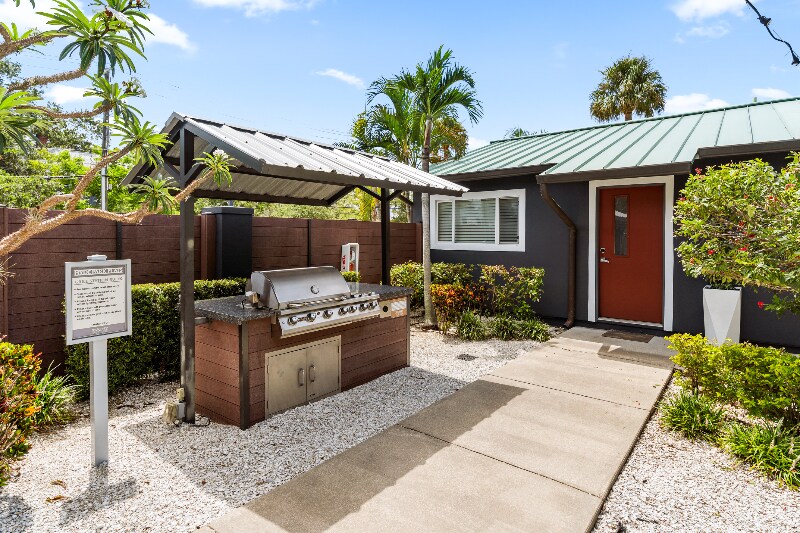 Building Photo - 202 N Fremont Ave