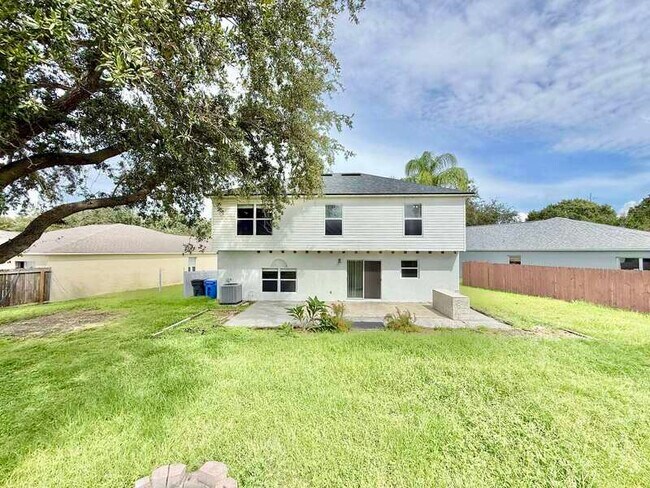Building Photo - 13046 Waterbourne Dr