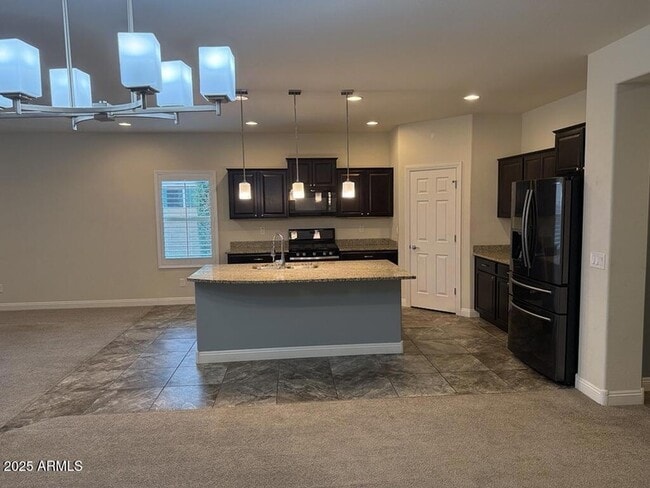 Building Photo - 17550 W Buckhorn Trl