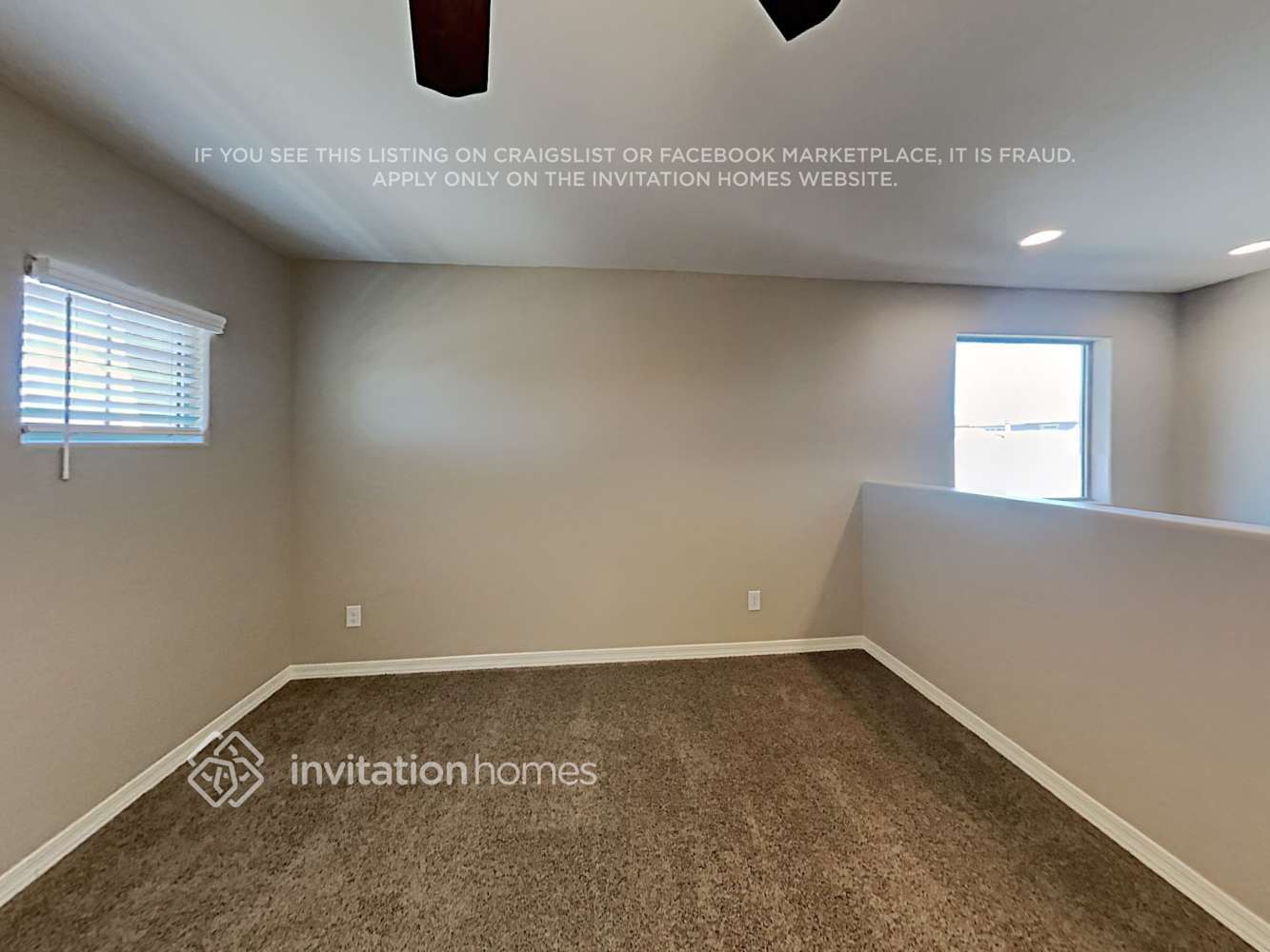 Building Photo - 2109 N 209th Ln