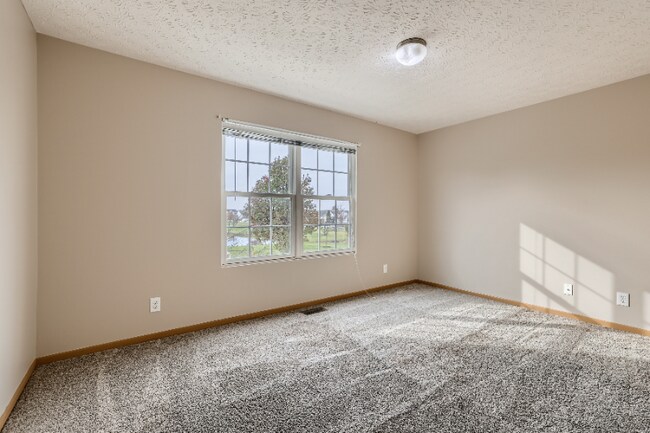 Building Photo - 5522 Spring River Ave