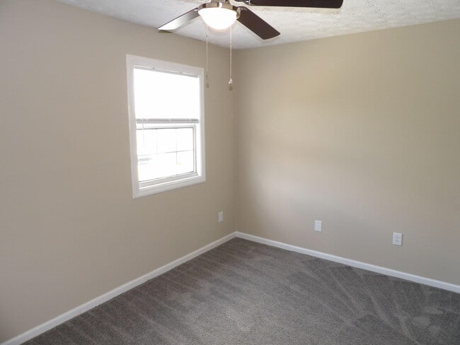 Building Photo - 432 Harrodsburg Ln