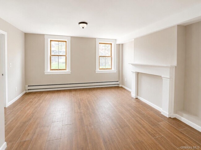 Building Photo - 167 Liberty St