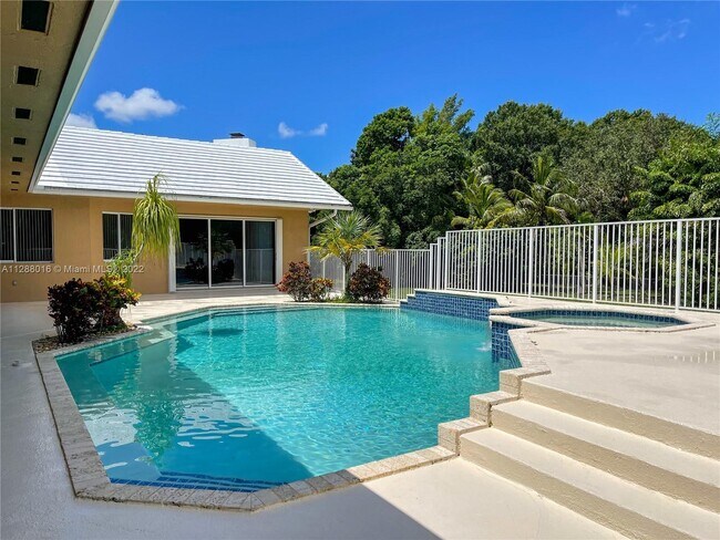 Building Photo - 7101 Holatee Trail