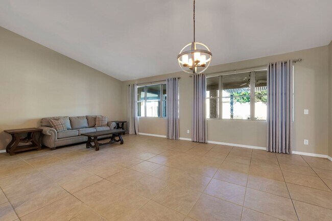 Building Photo - 3308 W Adobe Dam Rd
