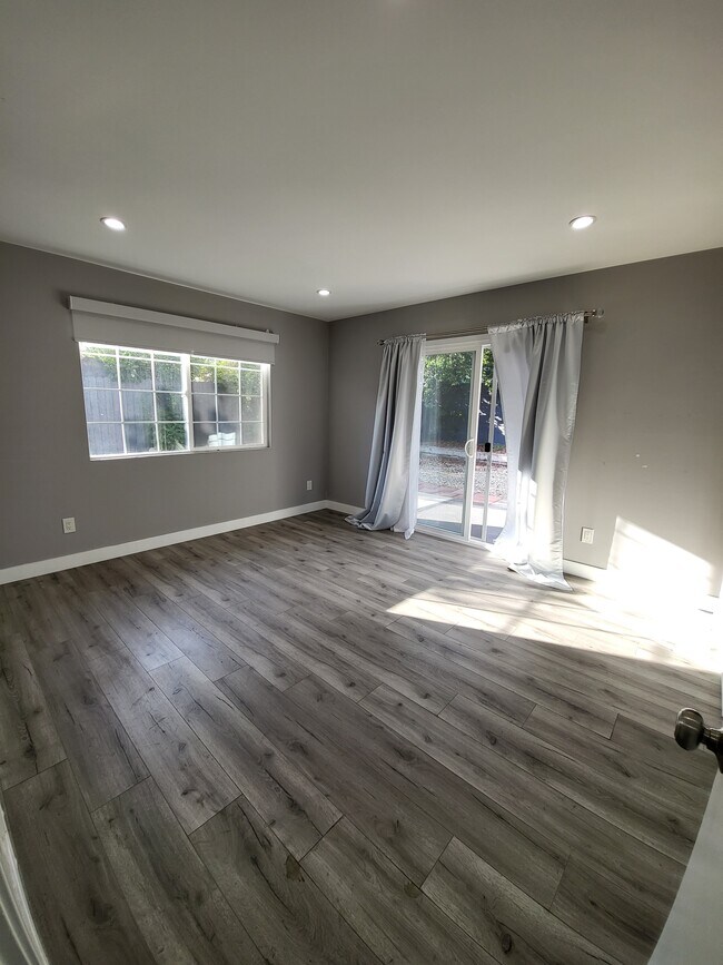 Building Photo - 19221 Napa St