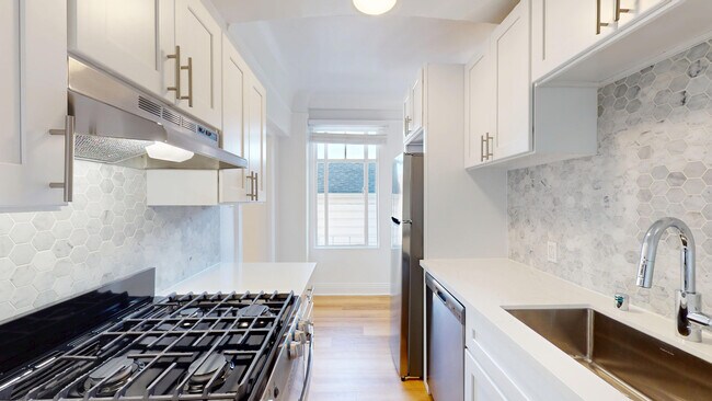 Building Photo - 3270 21st St