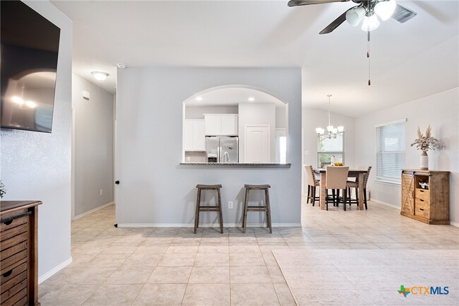 Building Photo - 5541 Perdita Dr