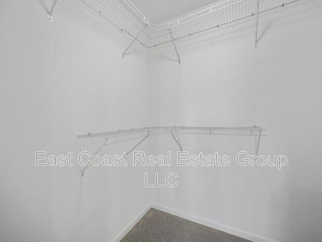 Building Photo - 51 Horace Ct