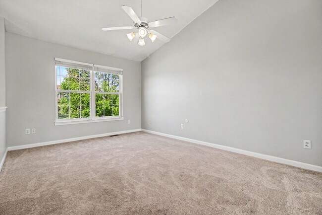 Building Photo - 6224 Baymiller Ln