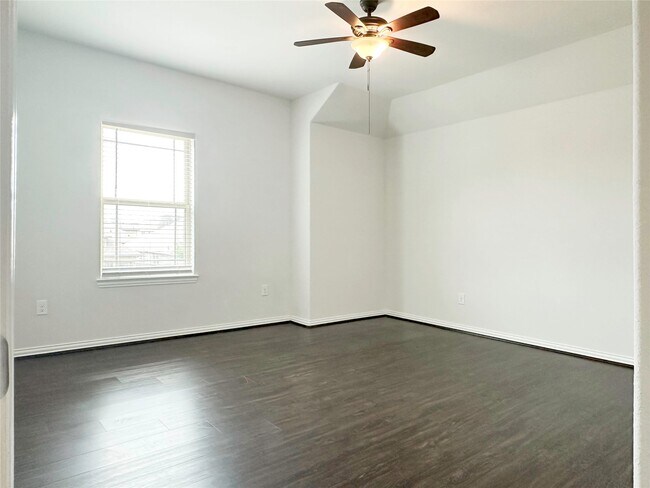 Building Photo - 23610 Carducci Dr