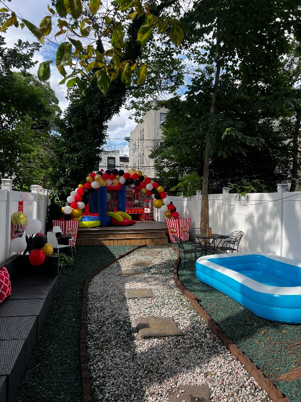 Building Photo - 669 Park Pl