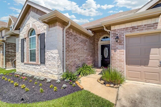 Building Photo - 21702 Alta Peak Way