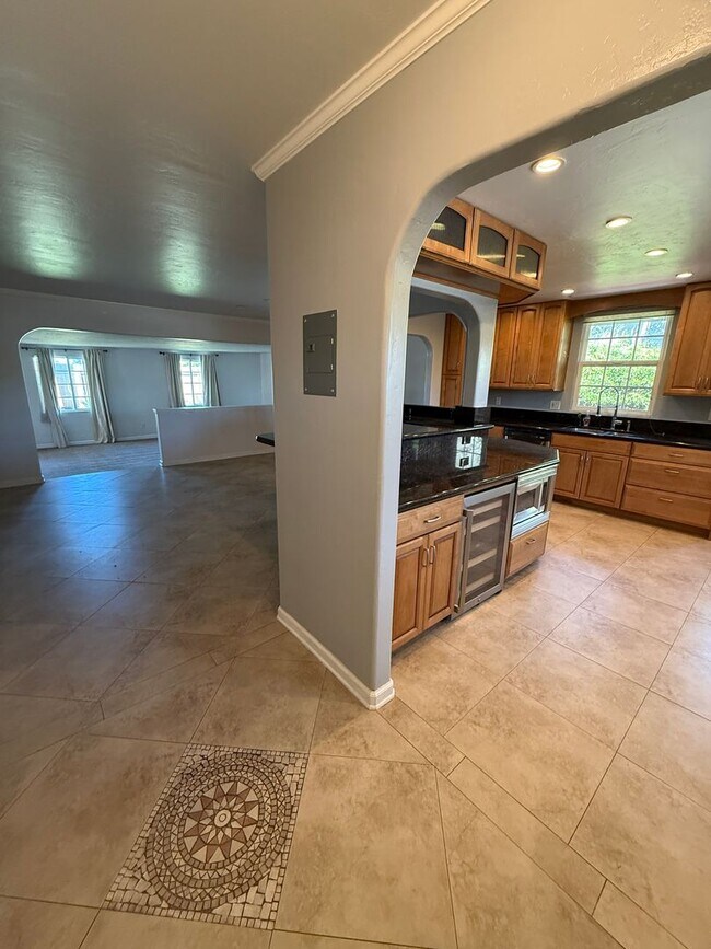 Building Photo - 3BD 2BA House in Kearny Mesa