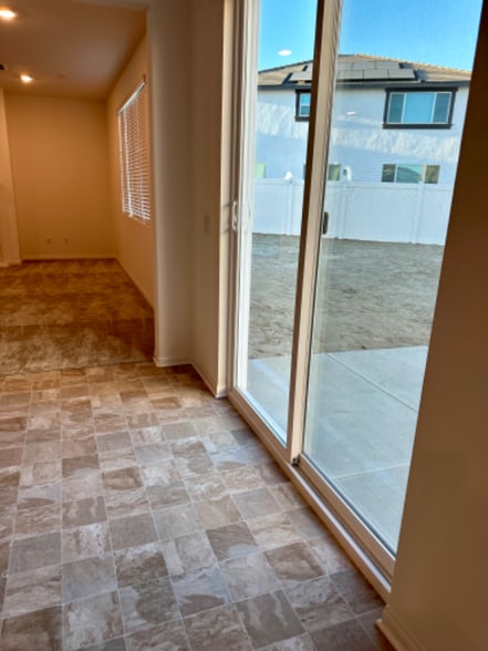 Building Photo - 1716 Mardi Gras Ln