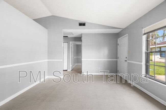 Building Photo - 9948 US-98