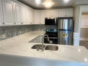 Building Photo - 22059 Newport Ave