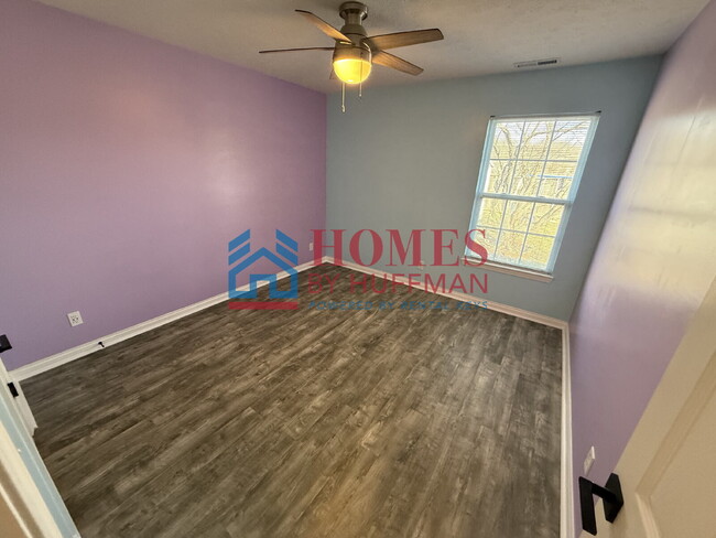 Building Photo - Northside | Three Bedroom | Two Bath House