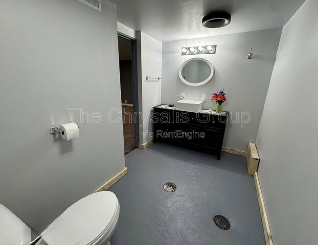 Building Photo - 1802 Herbert St