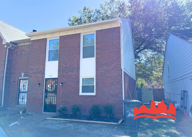 Building Photo - 5555 Blossom Ln