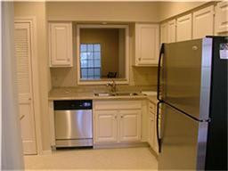 Building Photo - 712 Augusta Dr