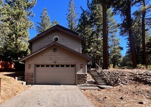 Building Photo - Fully Furnished in South Lake Tahoe Rental