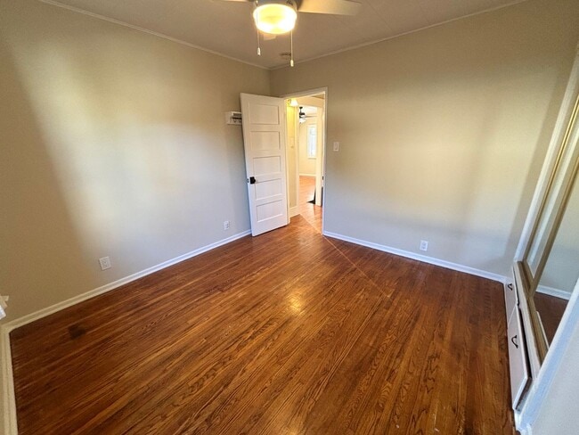 Building Photo - Charming 2 Bedroom 1 Bath home in desirabl...