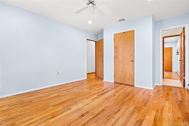 Building Photo - 34 Seven Oaks Ln