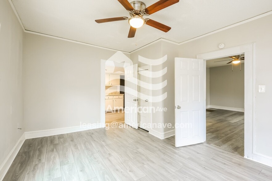 Building Photo - 204 Woodside Ave