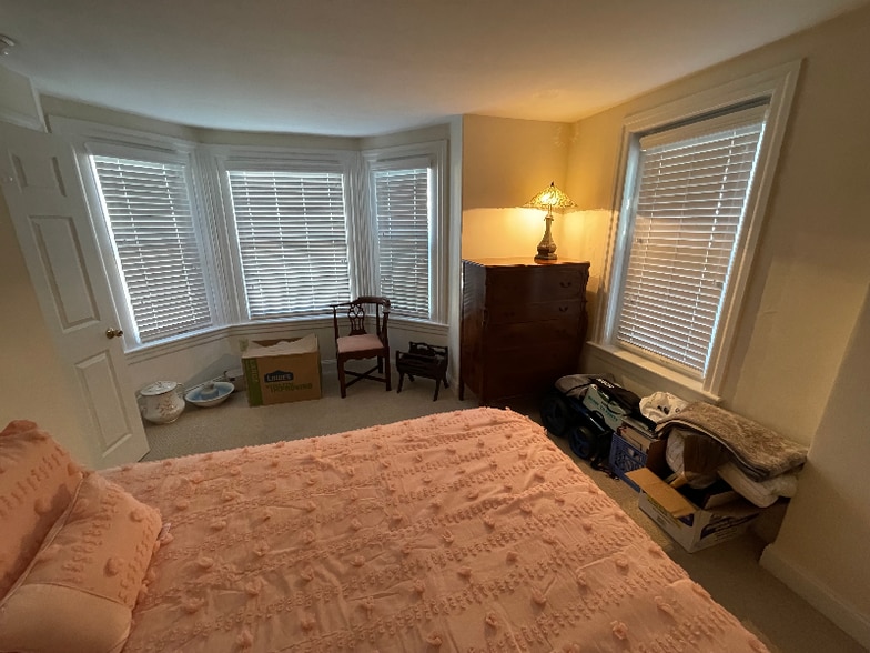 Building Photo - 8433 Germantown Ave