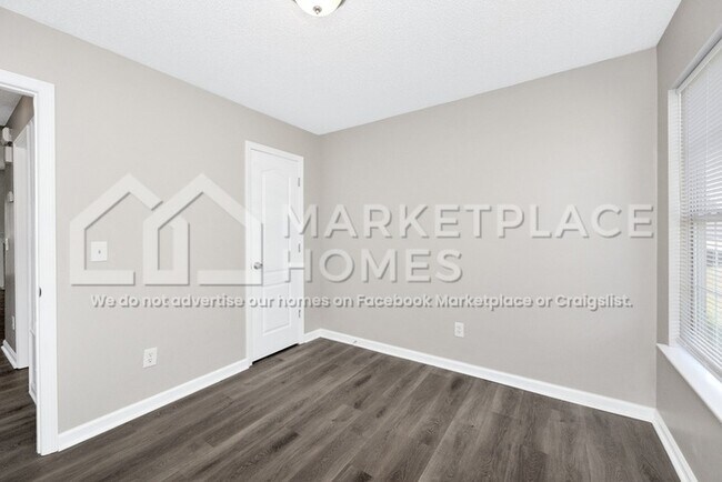 Building Photo - 111 Fox Chase Trail