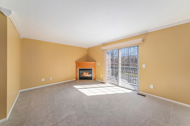 Building Photo - 3140 Promenade Cir