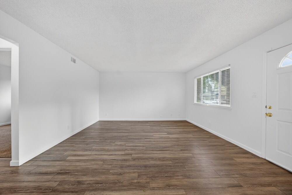 Building Photo - 81 La Fresa Ct