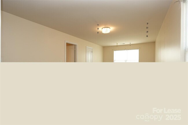 Building Photo - 11622 Gilroy Ln
