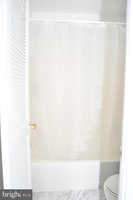 Building Photo - 46 Hillside Ct