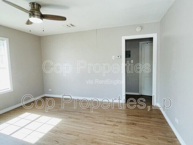 Building Photo - 1807 Gorman