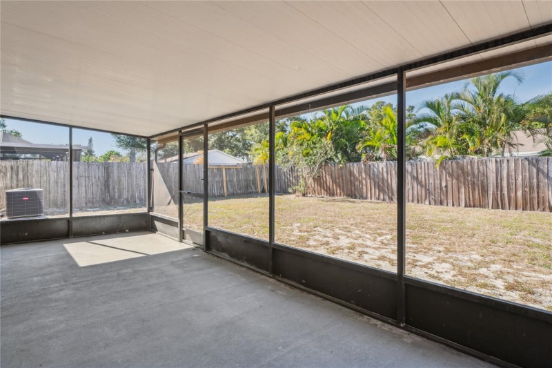 Building Photo - 11321 Blackbark Dr