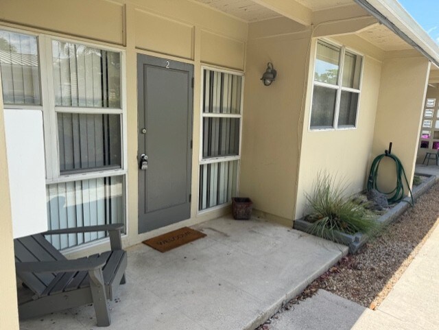 Building Photo - 15 SE 10th St