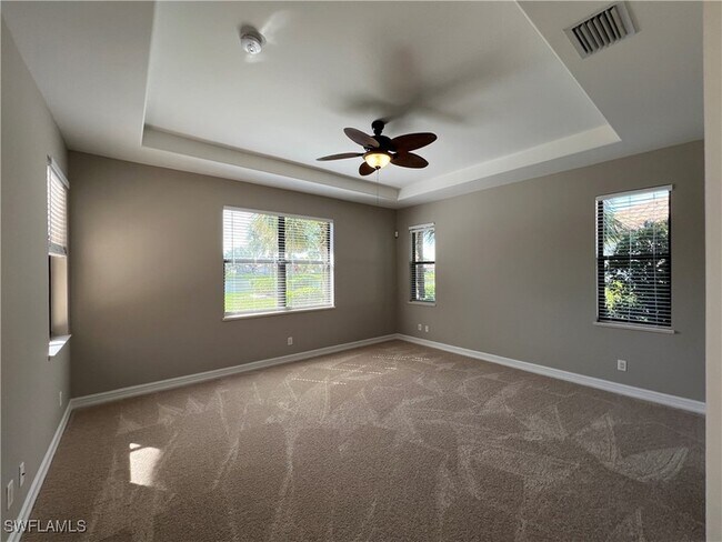 Building Photo - 10153 Avalon Lake Cir