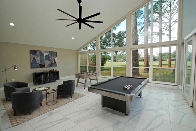 Building Photo - 3322 Robinson Rd