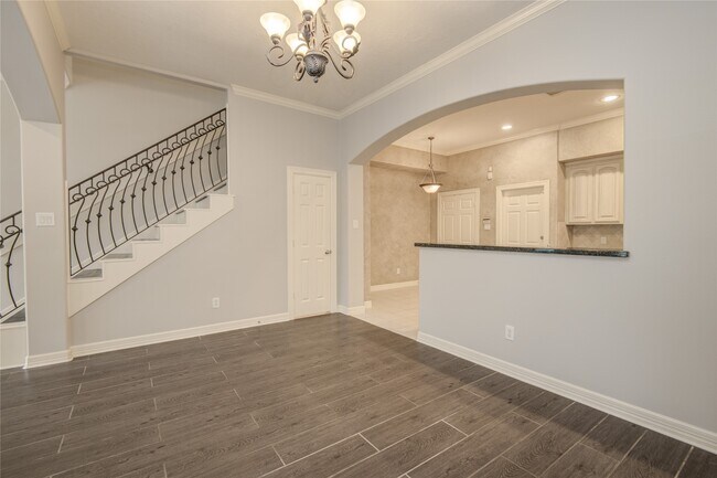 Building Photo - 13619 Brookbluff Ln