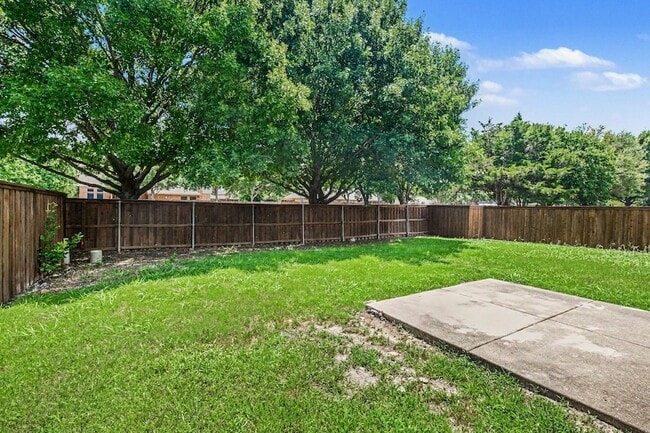 Building Photo - 1578 Mahogany Dr