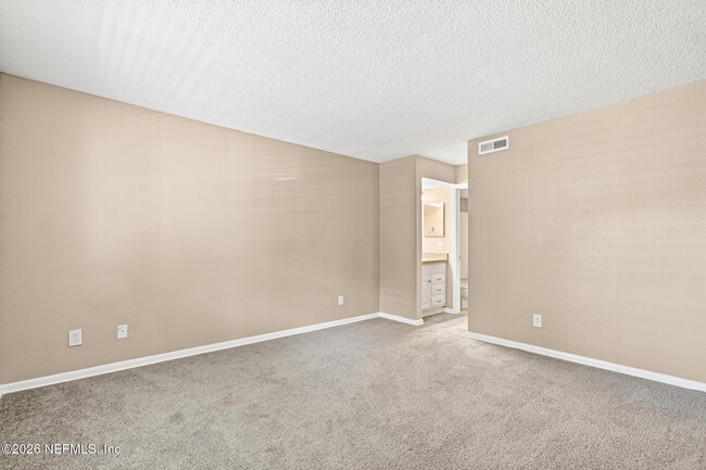 Building Photo - 100 Fairway Park Blvd