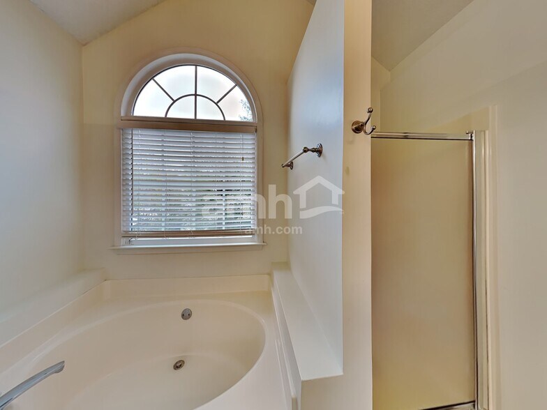 Building Photo - 170 Steeple Chase Trail