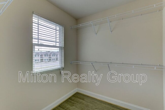 Building Photo - 91 River Stancil Dr