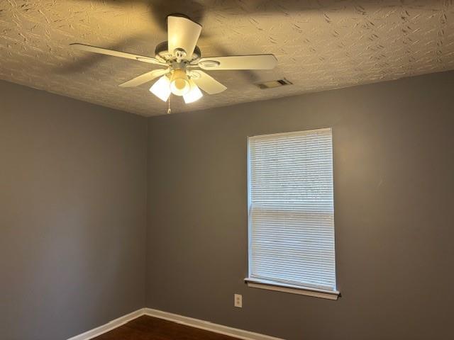 Building Photo - 408 Spring Head Dr SE