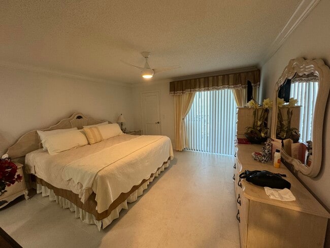 Building Photo - 200 Intracoastal Pl
