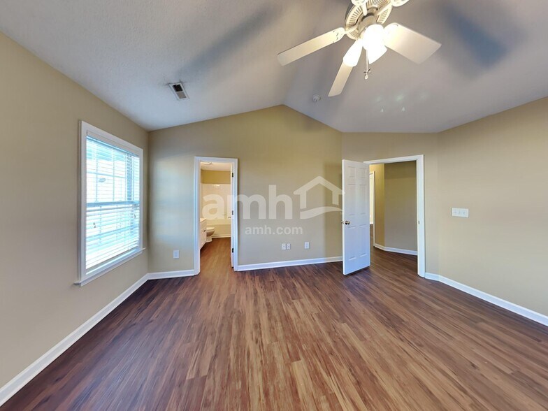 Building Photo - 433 Stoney Run Dr